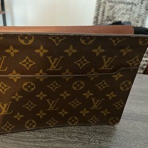 Louis Vuitton Pochette Homme